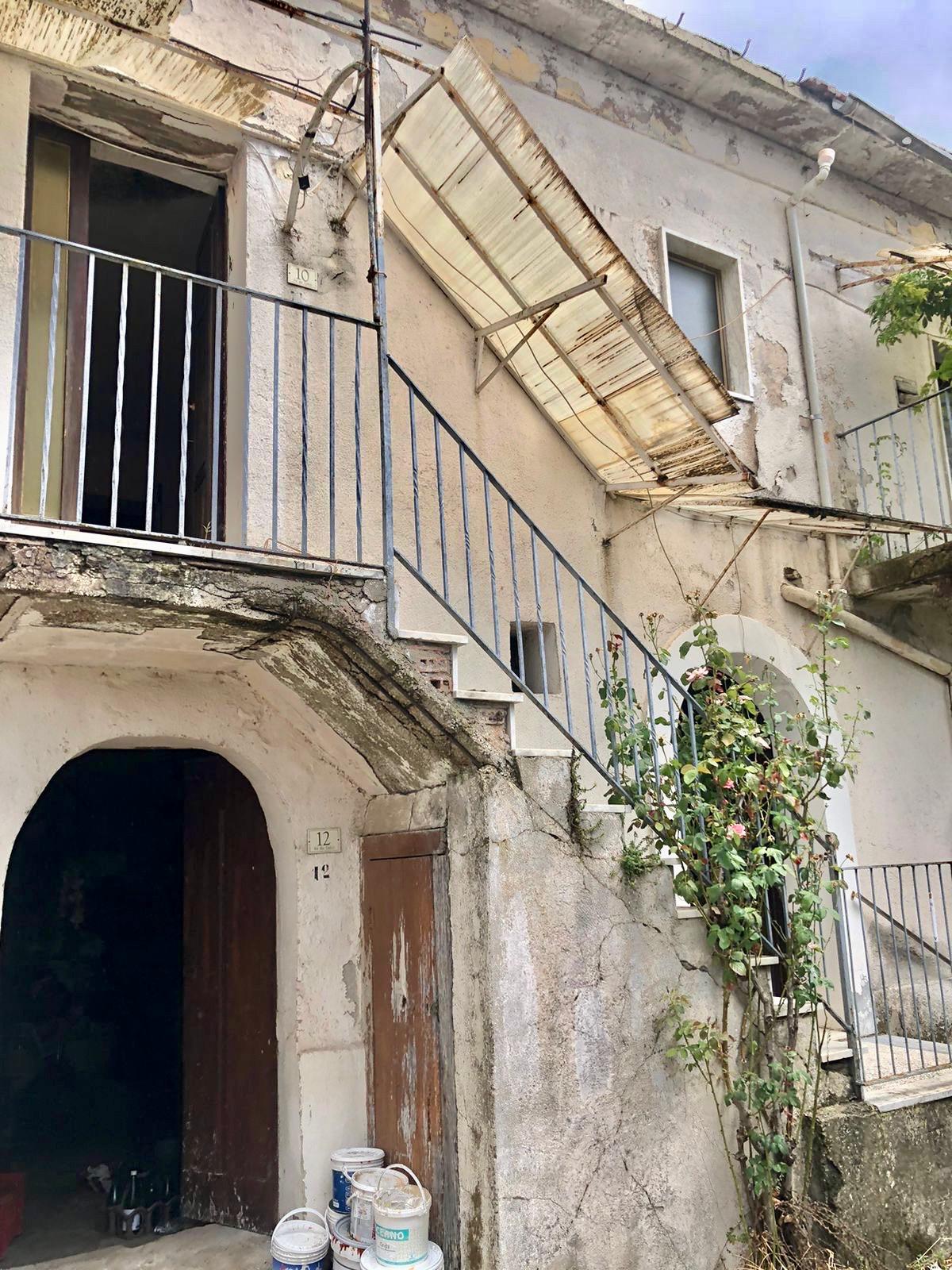 CASALE via De Santis - Capriglia Irpina LUXURY HOUSE Immobili in vendita ad Avellino